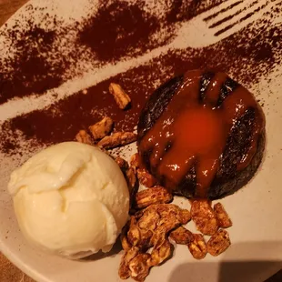Chocolate molten cake