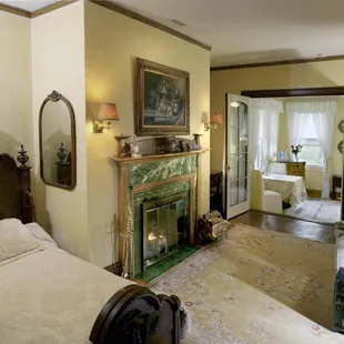 Blue Garden Suite fireplace