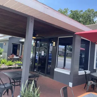 Outside patio and front entrance