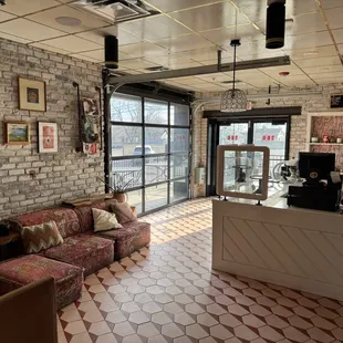 Looks like a coffee shop but was empty