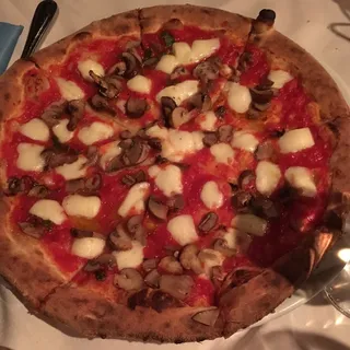 Funghi Pizza