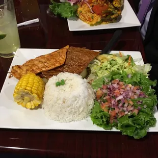 Aparillada mixta and arroz con mariscos