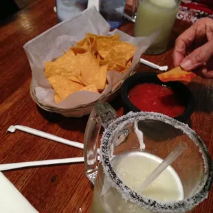 Not-so-good Margareta and over-cooked chips.