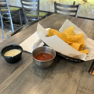 Chips + Salsa + White sauce