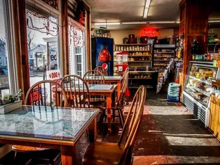 Whitmer’s Pizza & General Store