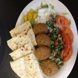 Falafel platter.