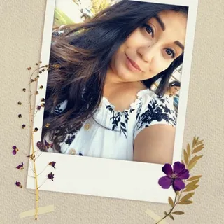 Yesenia V.