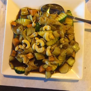 Cashew Chicken