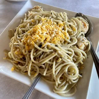 Garlic Noodles with Shrimp