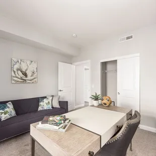 Office/guest room