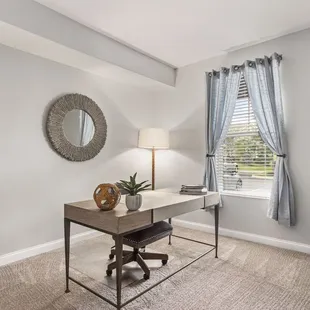 Office/guest room