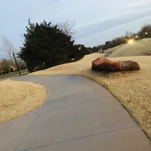 Grand Blvd Park:  Walking Path