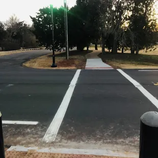 Grand Blvd Park:  Crosswalk to south Parking lot