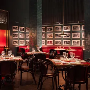 The Green Room dining room.