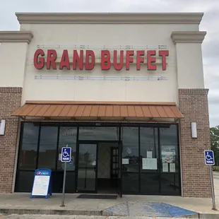 outside of Grand Buffet