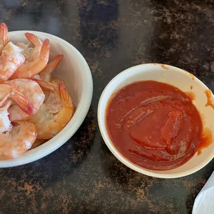 Shrimps and cocktail sauce