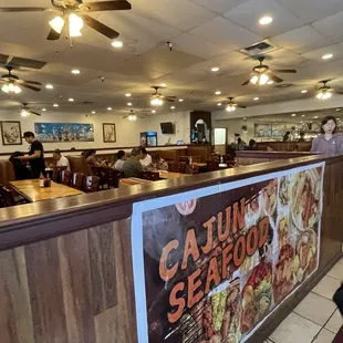 sushi and sashimi, interior