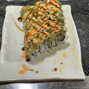 Avocado cream cheese sushi
