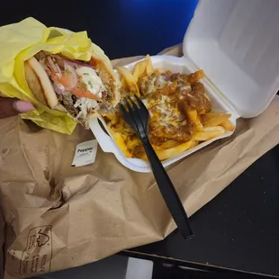 Gyro &amp; Chilli Cheese Fries