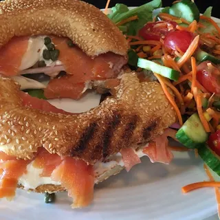 Salmonini Bagel Toast