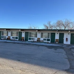 Rooms and parking