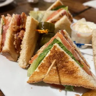 BLT
