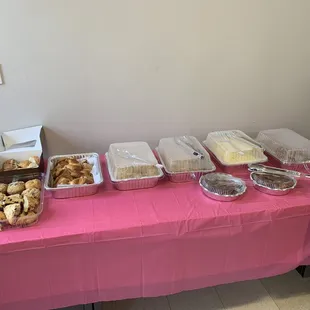 Scrambled eggs, toasted bread &amp; bagels, muffins, croissants, scones, pancakes, turkey bacon, pork bacon, fruits and hash potatoes.