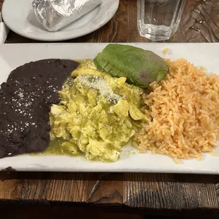 Huevos con Salsa
