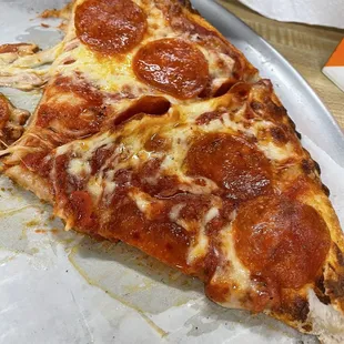 Pepperoni pizza