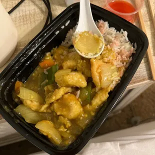 Curry chicken bowl