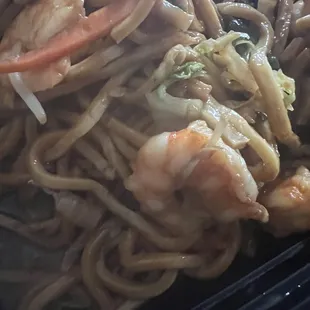 Chicken Lo Mein