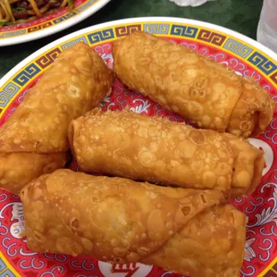 Egg rolls (not vegetarian)