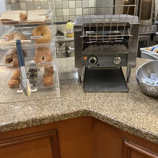 Bread station