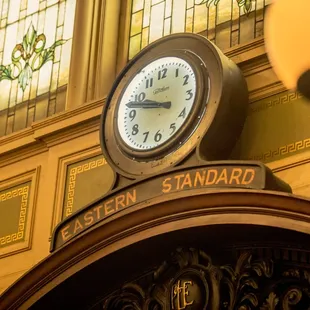 ramen and noodles, outside