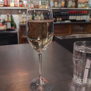 Prosecco at the Cru!