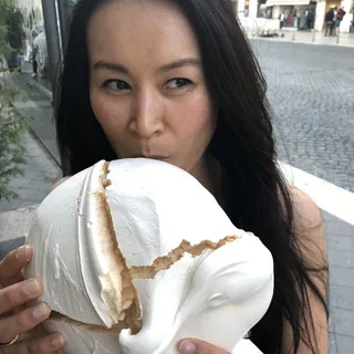 Mai C.