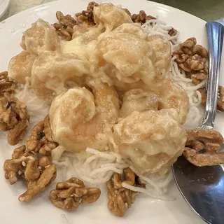 Honey Glazed Walnut King Prawns
