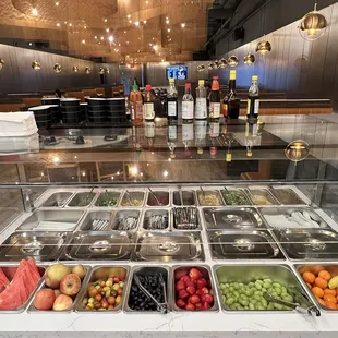 Appetizers and fruit