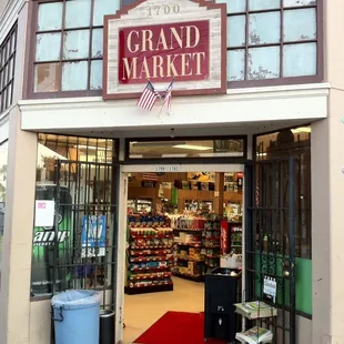 Grand Market in Alameda