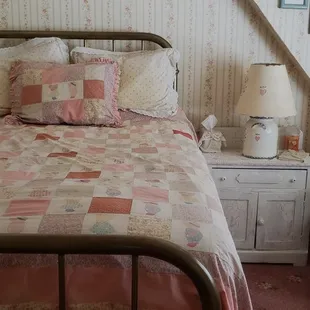 Humingbird Suite - handmade quilt and antiques