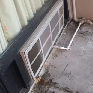 the balcony with the ocean view.Terrible hotel with the terrible staff.