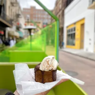 Breakfast Cake   IG @duh_lish