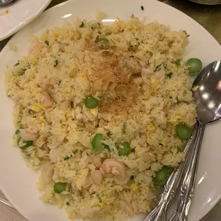 137. Seafood Fried Rice