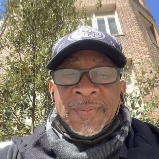 Kim Lawrence E.