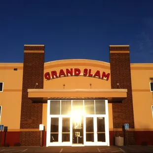 Grand Slam in Burnsville