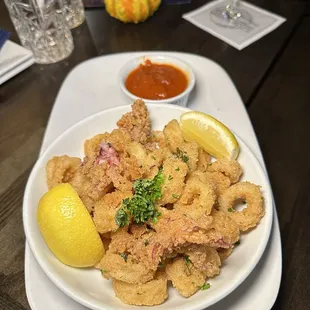 Calamari in Happy Hour menu - Photo by Allfunnewyork from instagram