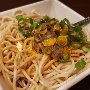 Dan dan noodle ($7), vegan w/o meat. Not bad, not amazing.