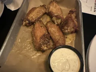 Shakers Bar and Grill