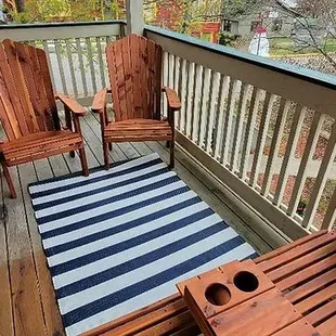 Breathe in the vibrant life of downtown Nashville from the tranquil comfort of your private balcony.