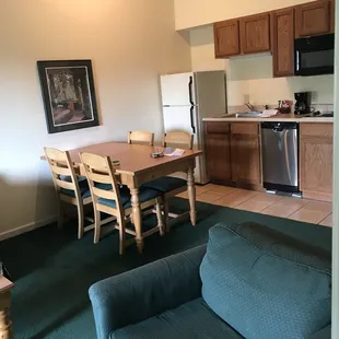 Kitchen dining area